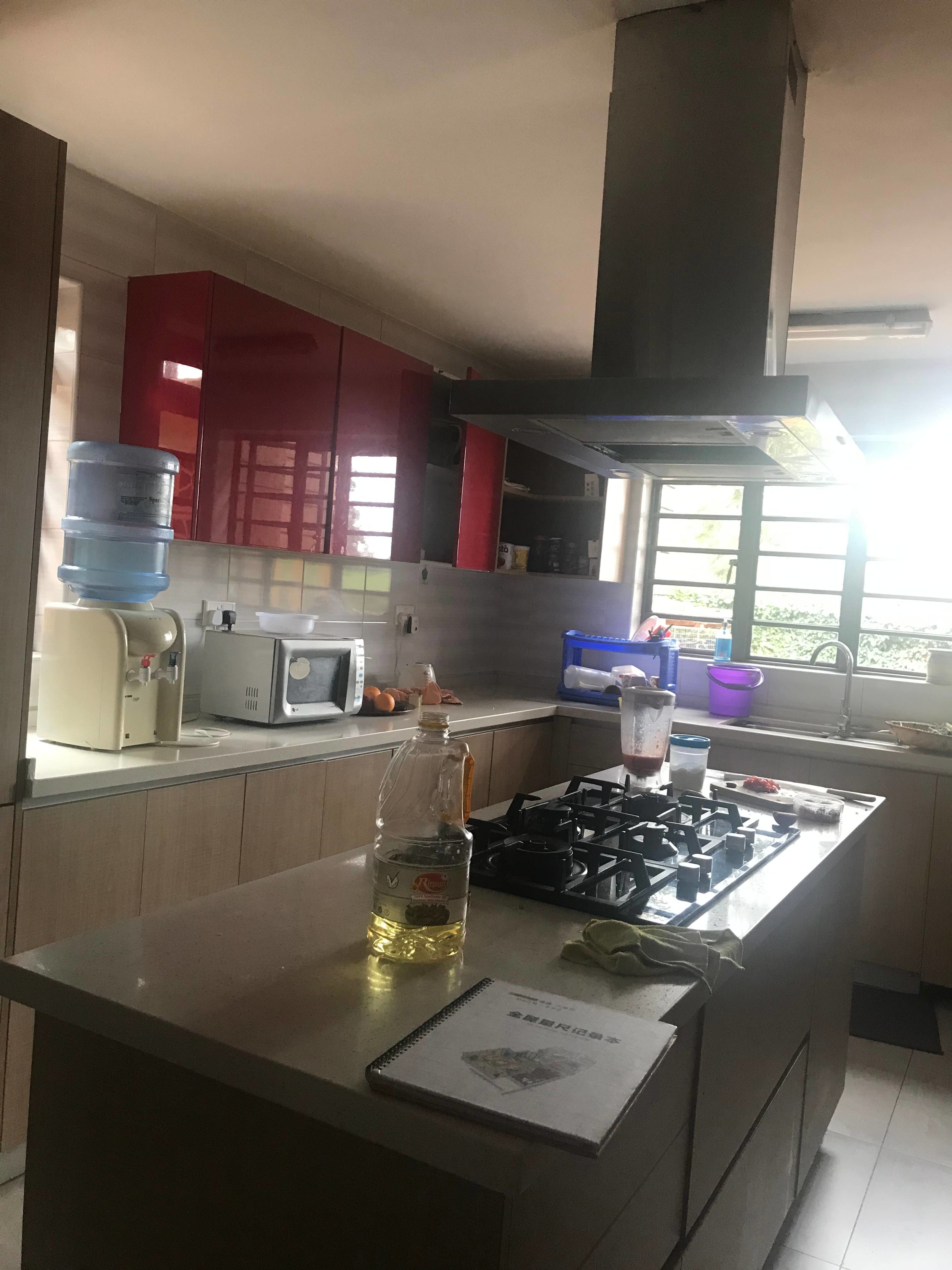 kasus perusahaan terbaru tentang Runda Niarobi Kenya Kabinet Seluruh Rumah