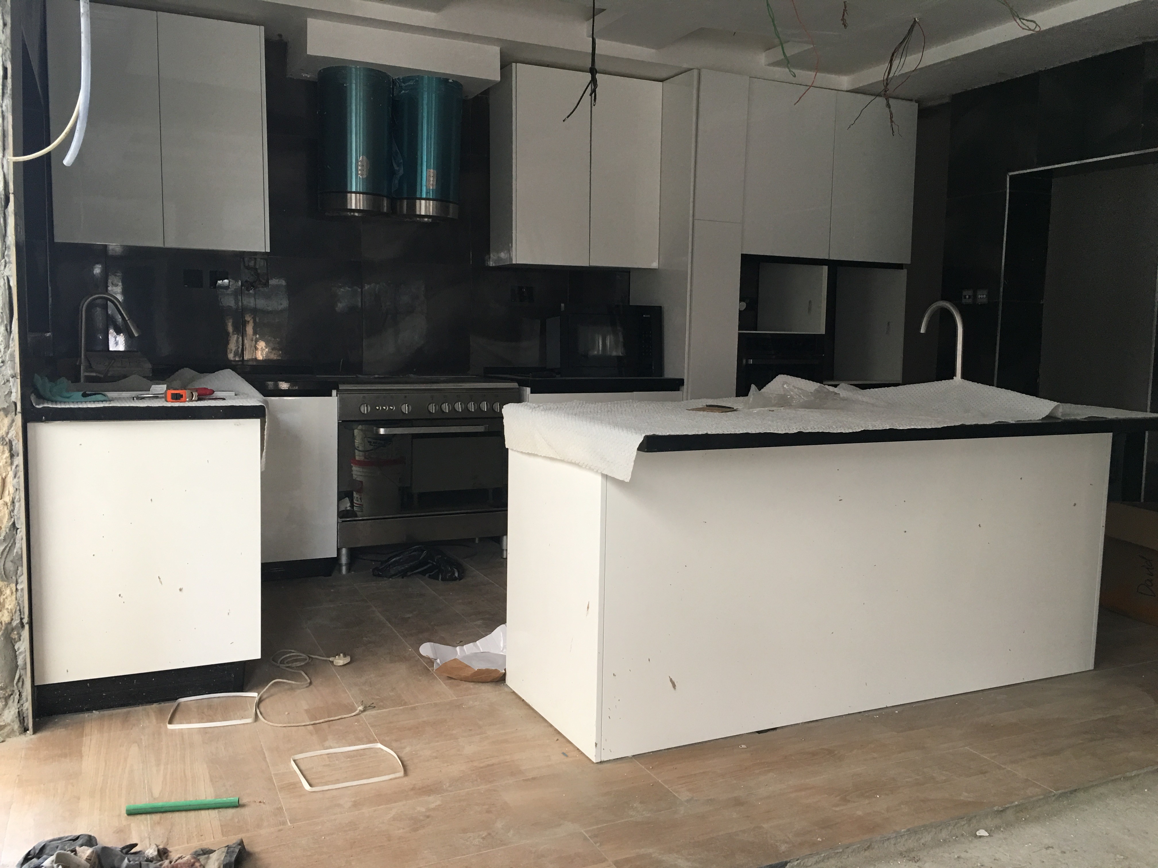 ultimo caso aziendale circa Lekki fase 1, Lagos, Nigeria Modern Kitchen Cabinet