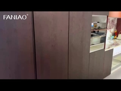 Wystawa szafek kuchennych w salonie Faniao