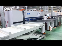 Obszar cięcia paneli drzwiowych