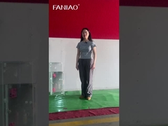 Nowoczesny gabinet kuchenny z PET, dostosowany do potrzeb