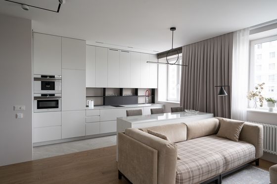 EB Modern Contemporary White Kitchen Cabinets With Dinning Table