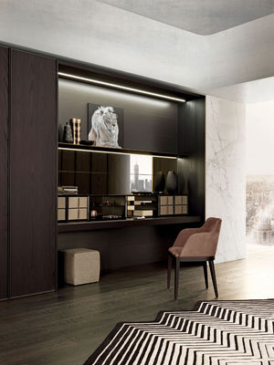 Customized Wood Veneer Wardrobe with Make-up Vanity Tailored Closet