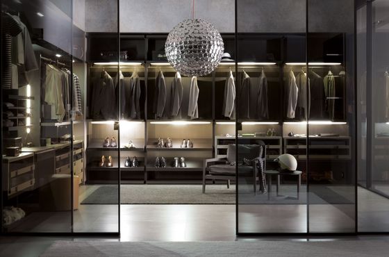 Customized Walk-in Wardrobe with Island Cabinet Class Sliding Doors Tailored Closet