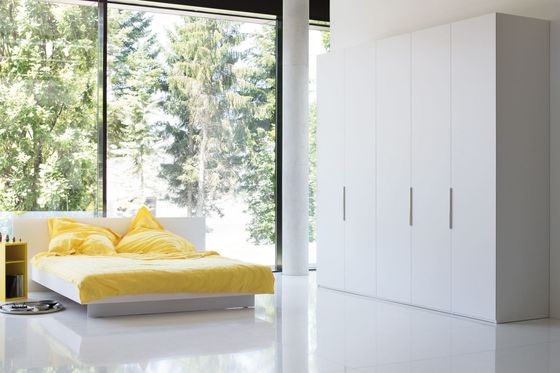 Bespoke Modern White Wardrobe Closet Custom With Shoe Cabinet