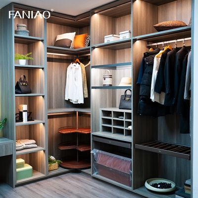 Solid Wood Customized Wardrobe Closet Modern Walk In Closet with Dress Mirror