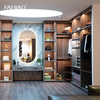 Solid Wood Customized Wardrobe Closet Modern Walk In Closet with Dress Mirror
