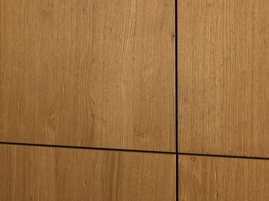 Classic Wood Portable Kitchen Cabinet Customized Pure or Wood Grain Apartment Kitchen Furniture with Island