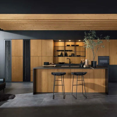 Classic Wood Portable Kitchen Cabinet Customized Pure or Wood Grain Apartment Kitchen Furniture with Island