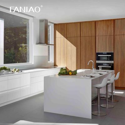 Classic Wood Kitchen Cabinet Affordable Price Customized Modern Wood Grain Apartment Modern Design Kitchen Cabinet