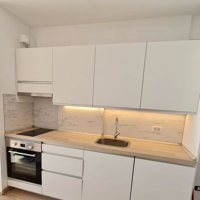 Mini Kitchenette Melamine Kitchen Cabinet for Hotel Kitchen Apartment Cabinet Project