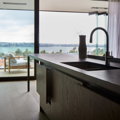 Custom Modern Style Quartz Countertop Kitchen Cabinet with Island Oak Wood Veneer Kitchen Cabinet