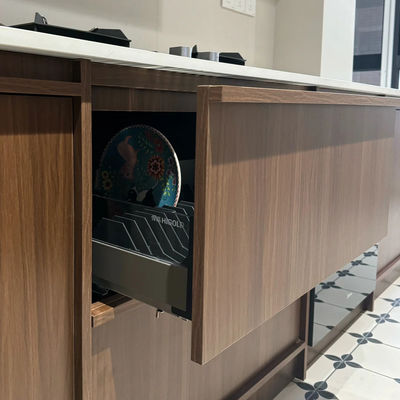 Classic Free Design Wood Veneer Kitchen Cabinet Frame-line Door Panel Wood Kitchen Cabinet Supplier