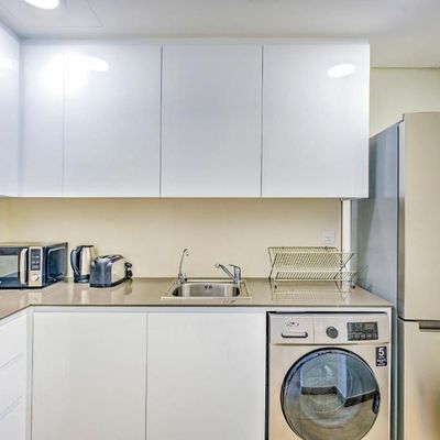 Modern Melamine Finish Mini Kitchen Cupboard Island White Kitchen Cabinet For Hotel