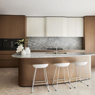 Custom Wood Grain Melamine Modern New Design Kitchen Cabinets For Apartment