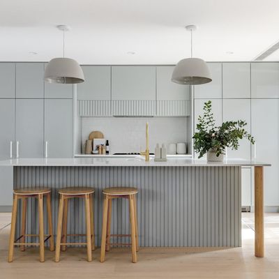 Full Kitchen Cabinet Set Custom Australian Standards Stainless Wood Furniture Sintered Stone Countertop for Villa Project