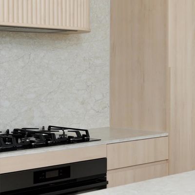 Open-Ended 0 Silica Quartz Stone Surface Kitchen Cabinets Luxury Designs Solid Wood Lacquer Kitchen Furniture for Builder