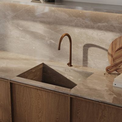 Custom Modern Kitchen Cabinet Luxury Lacquer Double Sink Islands Cabinets Solid Wood & MDF with PVC Door Finish Kitchen Cabinets