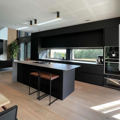 OEM Cabinet Manufacturers' Customized Modern Kitchen Cabinet E0 Plywood Matte Laminated Particle Board Flat-Pack Sink MDF Glass