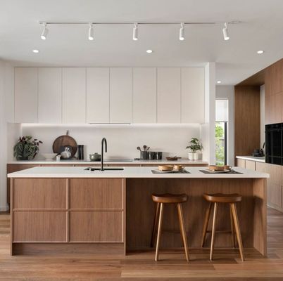 Contemporary Matt Cupboard Lacquer Kitchen Cabinets with Island Wood Veener Kitchen Set