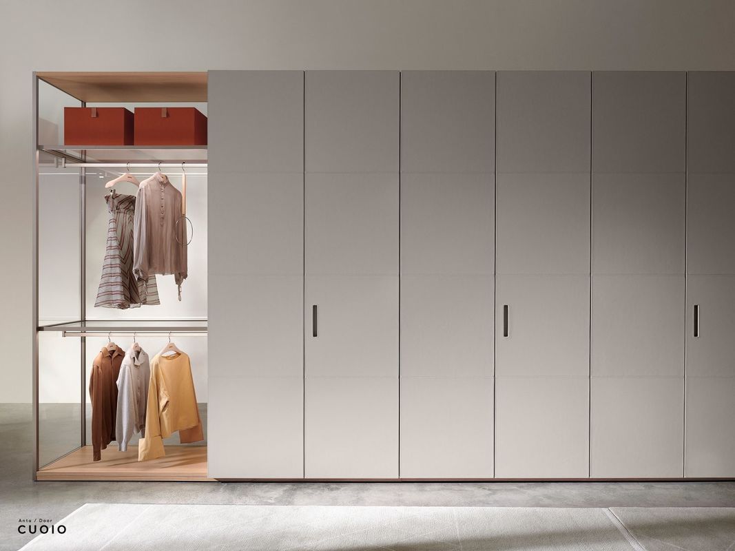 Customized White Modern Wardrobe with Leather Door Penals