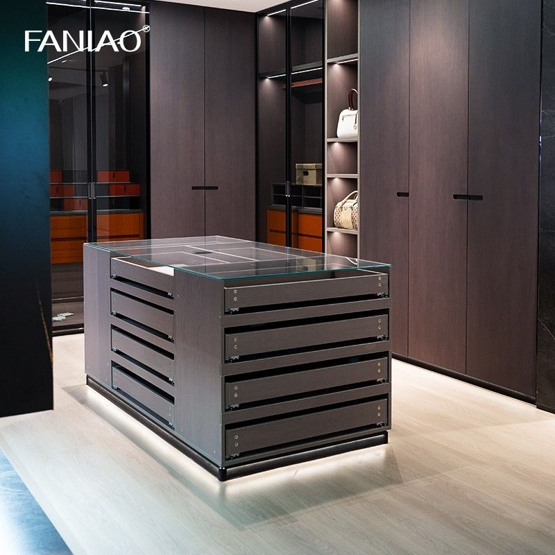 Modern Walk In Closet Furniture Custom Design With Wood Veneer Finished Doors