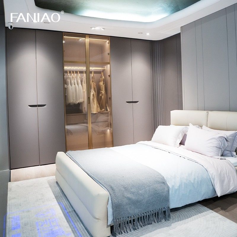 French Style Gray Custom Bedroom Wardrobe With Glass Door Recessed Handles