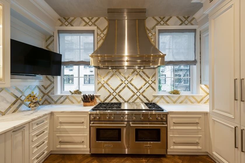 Classic White Rustic Style Solid Wood Kitchen Cabinet Organizer Custom Kitchen Cabinet With Handle