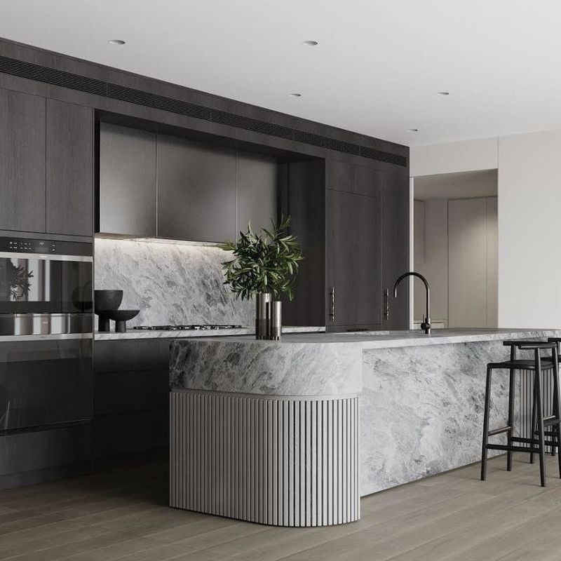 Luxury Customized Modular Kitchen Cabinet Intelligent Technology Fashionable Island Solid Wood MDF Stainless Steel Glass for Villa